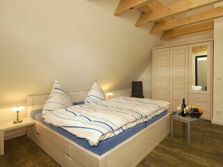 Schlafzimmer OG