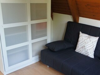 Schlafzimmer mit Schlafsofa