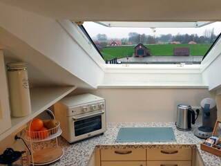 Küche mit Blick auf den Hafen