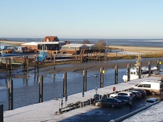 Blick aus dem Esszimmer auf den Hafen
