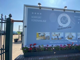 Zufahrt zur Ferienanlage