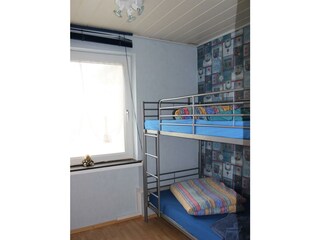 Kinderzimmer mit Etagenbett