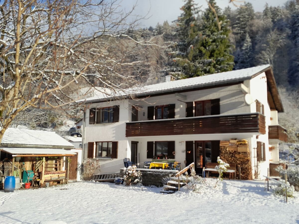 Apmnt am Wiesenweg erster Schnee