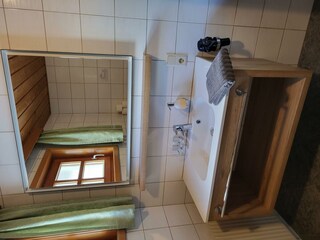 Badezimmer 4
