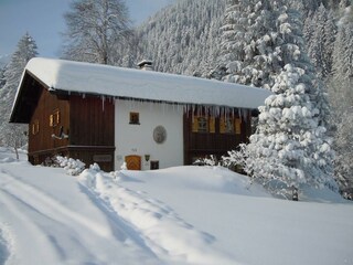 Hausansicht Winter