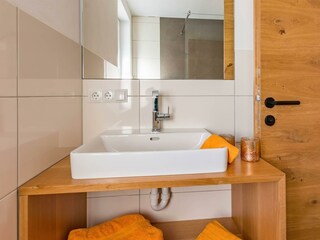 Bad, WC separat, Appartment St. Gallenkirch