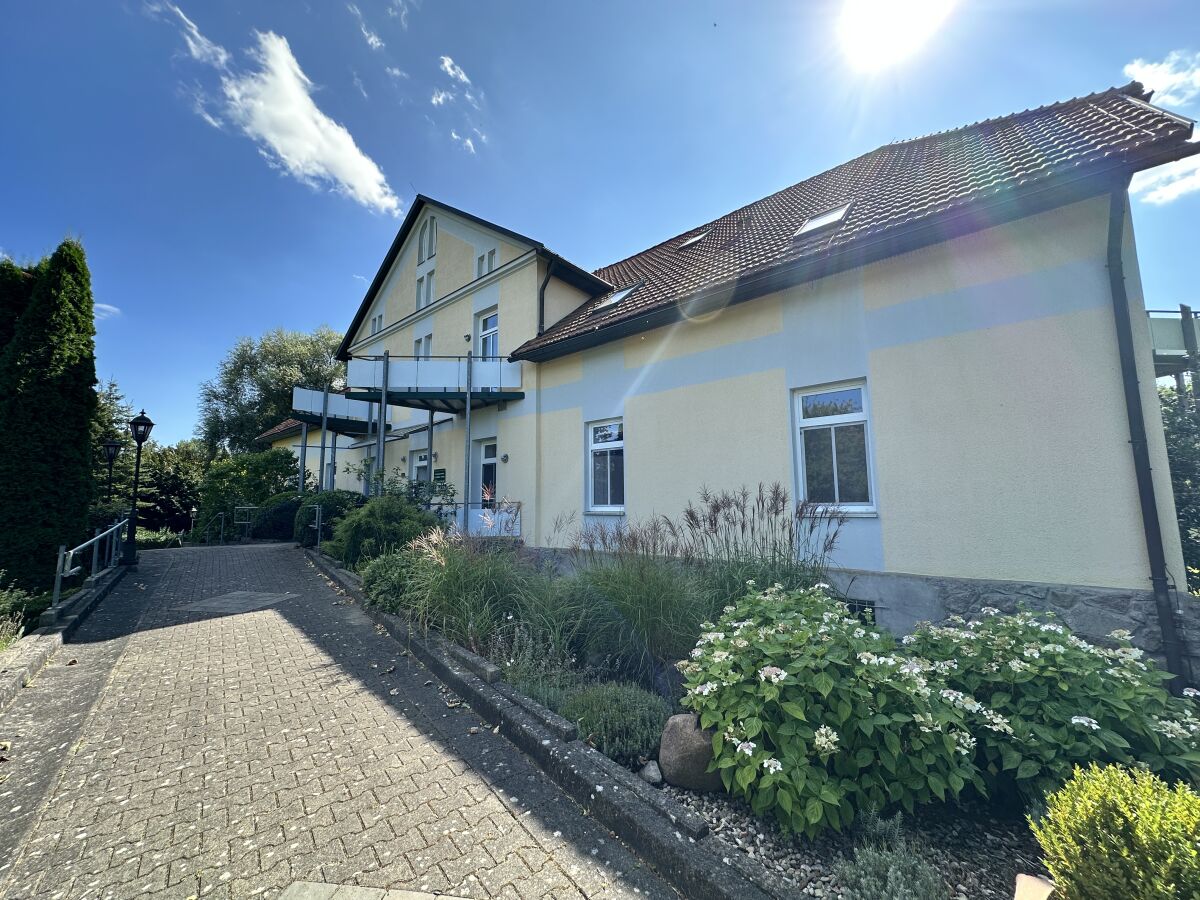 Ferienwohnung # 1 Rosenduft im Herrenhaus Carolinenhof