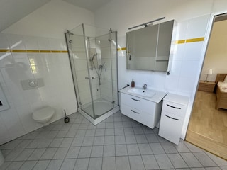 Bad mit Dusche