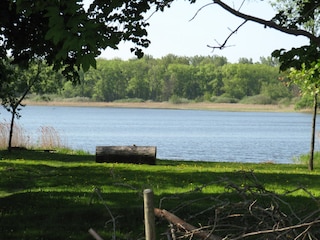 Idyllischer-Badesee