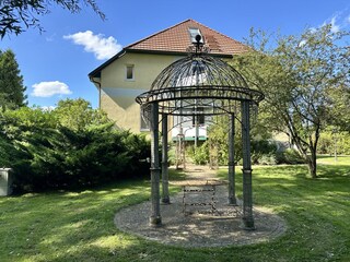 Garten mit 8.000 m² Grundstück