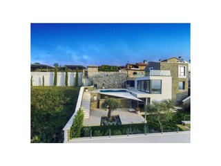 Villa Momjan Buitenaudio-opname 2