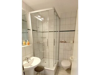Bad mit Dusche