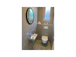 Separate Toilette