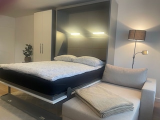 komfortables Wandbett