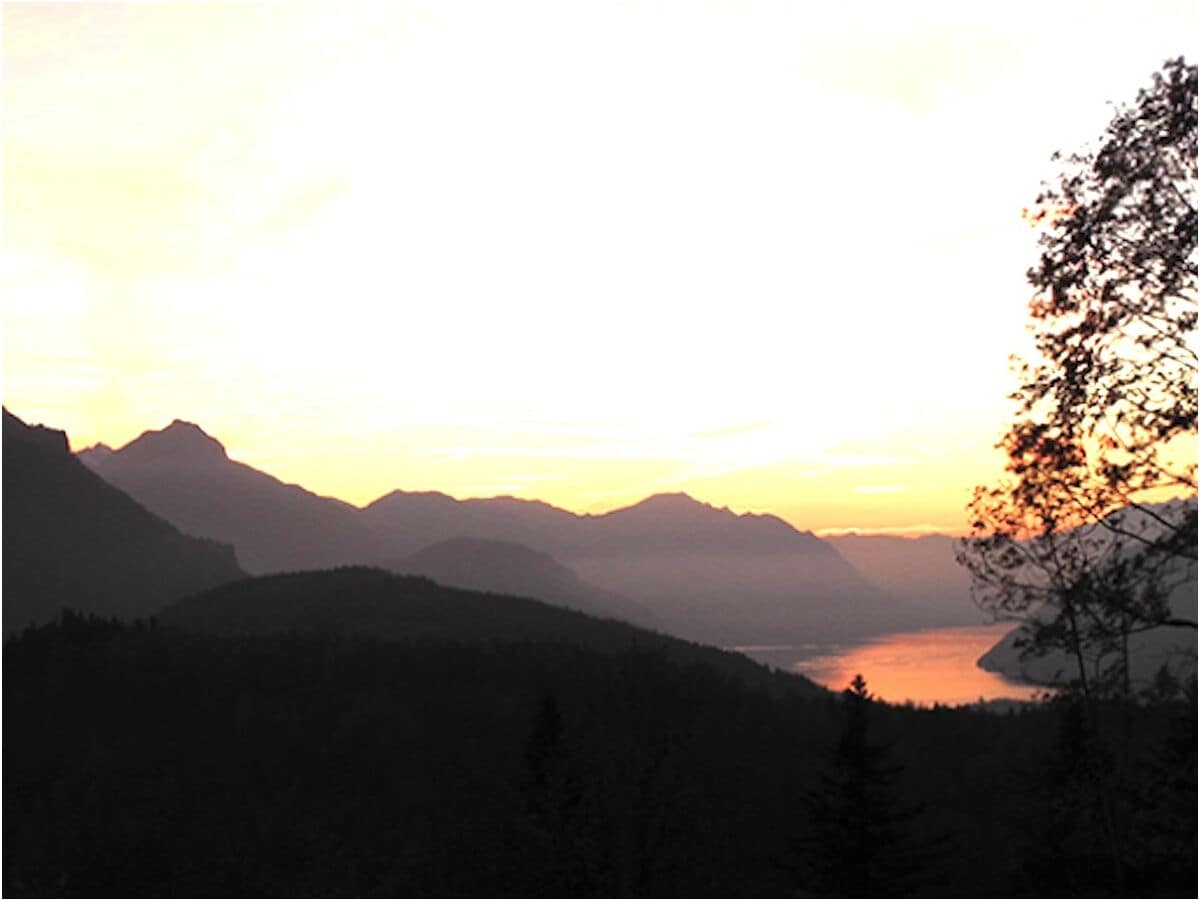 Sonnenuntergang über dem See