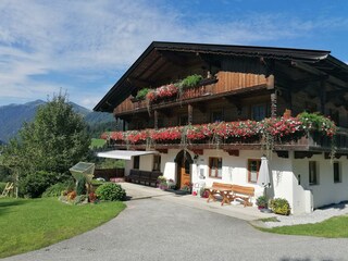 Riedhof_Brandenberg_Alpbachtal_Hausansicht