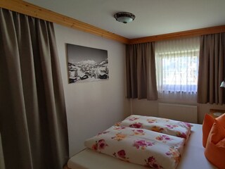 Moaeben Alpbach Wiedersbergerhorn Schlafzimmer
