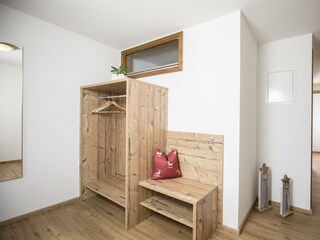 Hochmuthhof-Fewo2GardarobeEingang