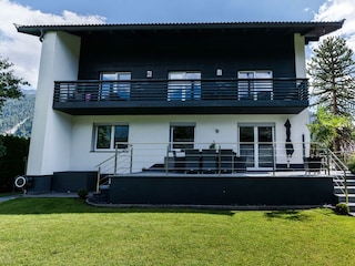 Pension Pirhofer - Seitenansicht