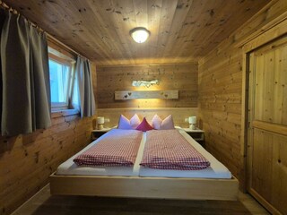 Kuscheliges Schlafzimmer im Hüttenlook