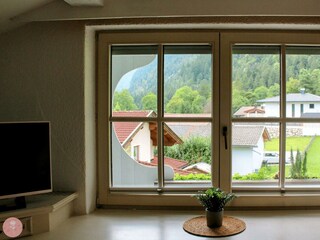 Ferienwohnung-Rosa-Muenster-Alpbachtal-Wohnzimmer-