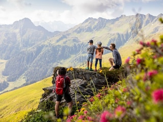 Family Wandern Wiedersberhorn_Alpbachtal Tourismus