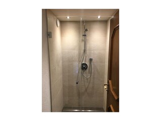Dusche im Apartment
