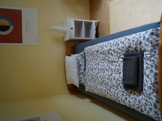 Haus Amalia_Alpbachtal_Kramsach_Schalfzimmer (12)