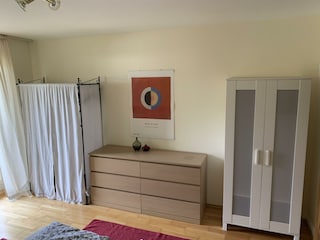 Haus Amalia_Alpbachtal_Kramsach_Schalfzimmer (14)