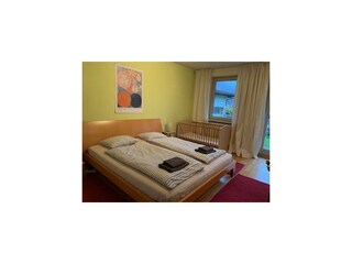 Haus Amalia_Alpbachtal_Kramsach_Schalfzimmer (18)