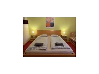Haus Amalia_Alpbachtal_Kramsach_Schalfzimmer (19)