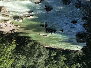 Schlauchreiten in der Ache 150 m neben dem APP