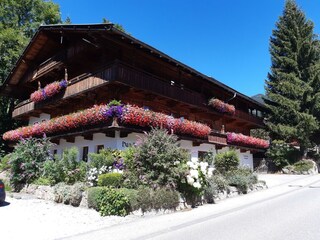 Hansler Appartements_Alpbach_Außenansicht1