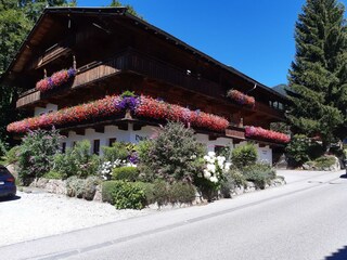 Hansler Appartements_Alpbach_Außenansicht