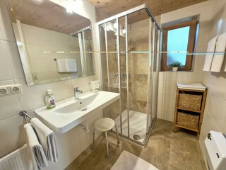 Badezimmer App. Bergblick