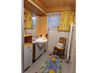 Haus Frei-Nagele_Alpbachtal_Badezimmer