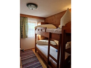 Haus Frei-Nagele_Alpbachtal_Zimmer mit Hochbett