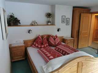 Alpbachblick_Alpbachtal_App2_Schlafzimmer