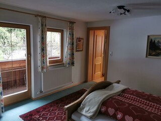 Alpbachblick_Alpbachtal_App2_Schlafzimmer_Aussicht