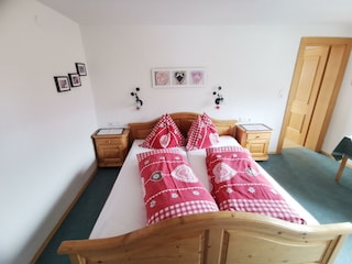 Alpbachblick_Alpbachtal_App3_Schlafzimmer