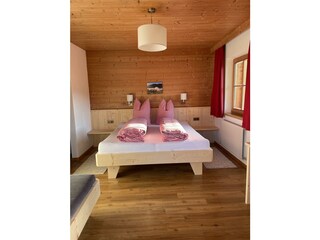 Aussergraben_Alpbach_Schlafzimmer 1