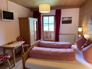 Aussergraben_Alpbach_Schlafzimmer 2
