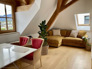 Alpbachtal Villa Riedhart Sofa 03