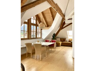 Alpbachtal Villa Riedhart Sofa 02