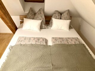 Alpbachtal Villa Riedhart Schlafzimmer 02