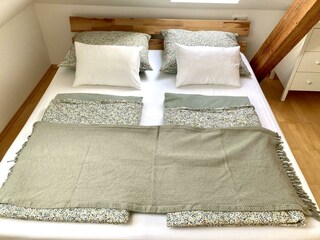 Alpbachtal Villa Riedhart Schlafzimmer 09