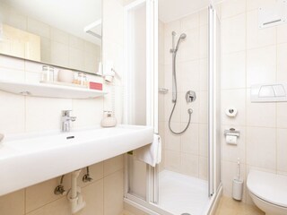 2_badezimmer_bergwald_alpbach_app_5