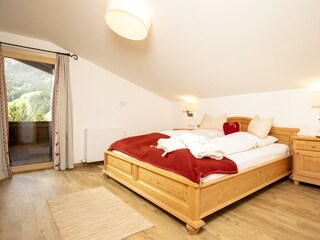 2_schlafzimmer_app_6_moos_alpbach_bergwald