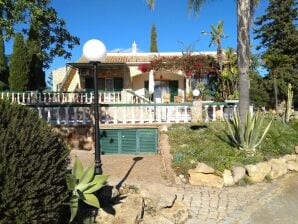 Holiday house Casa Alfarrobeira