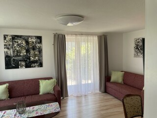 092C5731-F24A-4D6C-994A-2C3774C55EF2